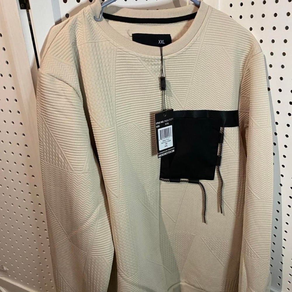 American Stitch cream & tan crewneck sweatshirt with black pocket, size XXL